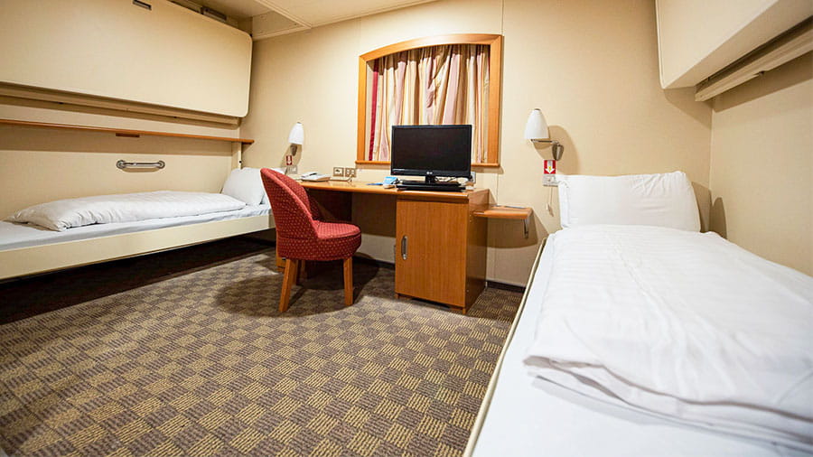 Bedroom in P&O Ferries accessible cabin